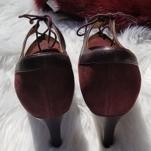 Feminine Leather/Suede Mary Janes - Picture 4 of 7